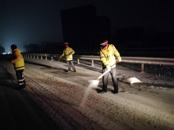 桐乡暴雪天气应对措施_桐乡天气预报_桐乡雨雪天气交通出行信息