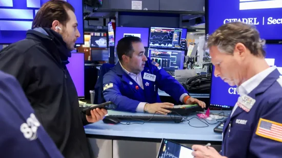 午盘：美股小幅上扬 道指上涨约100点