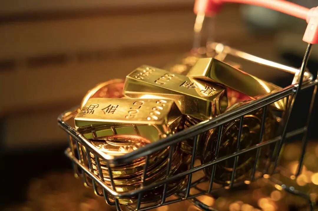 金价跌宕反弹，多家银行提示风险