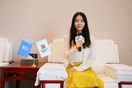 下沉乡镇市场,“火锅界蜜雪冰城”赚翻了!父女搭档头悬“双刃剑”