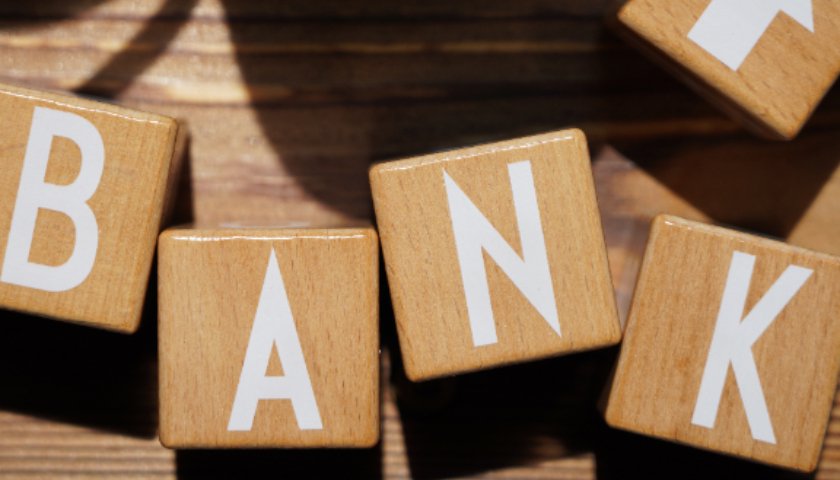 5.9亿股权拍卖落槌，江西首家民营银行国资持股升至59.5%